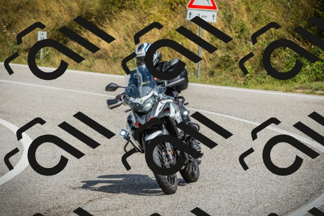 202508231158-DSC09473_c1_