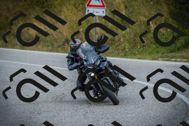 202508231223-DSC09649_c1_