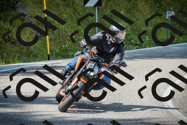 202508231256-DSC09883_c1_