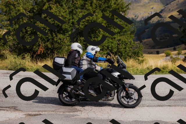 202508231035-_04A5163_c3