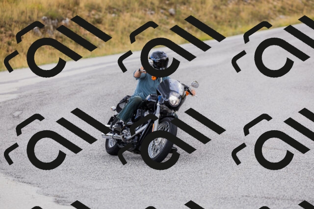 202508231211-_04A5394_c3