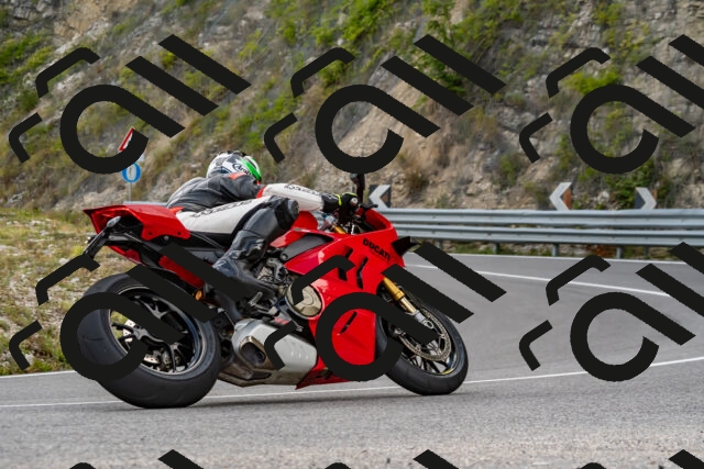 202508231653-_DSC6543_d2_