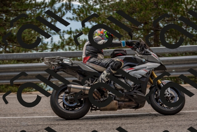 202508231307-DSC_6887_c4_