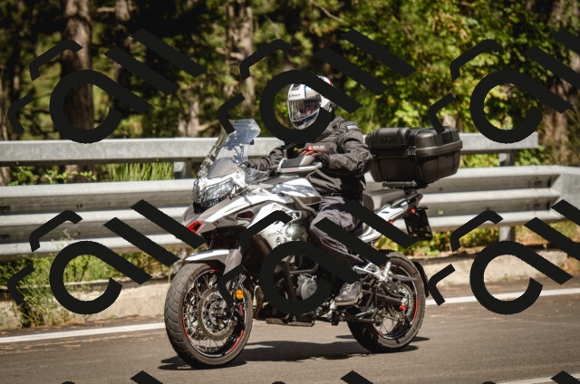 20250823120951-_0AP3102_c5_