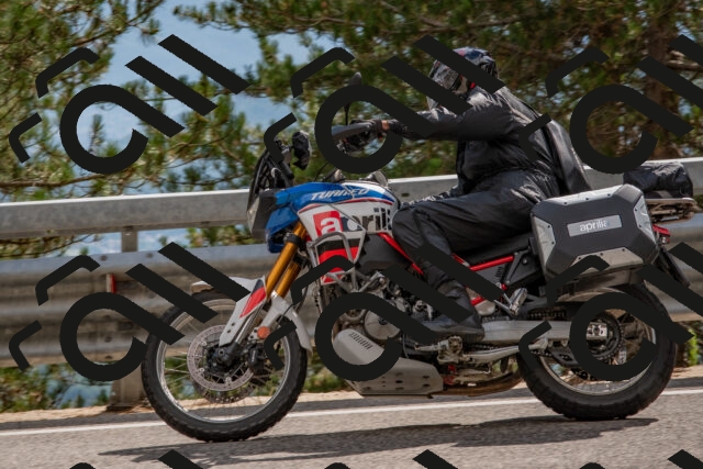 202508231545-DSC_7495_c4_