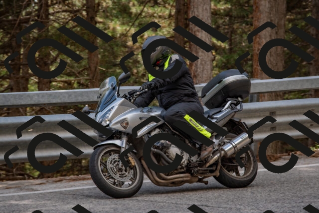 202508231550-DSC_7517_c4_