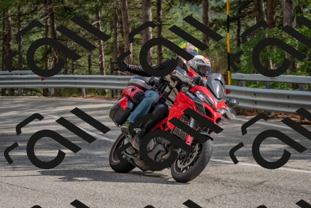 202508231600-DSC_7535_c4_