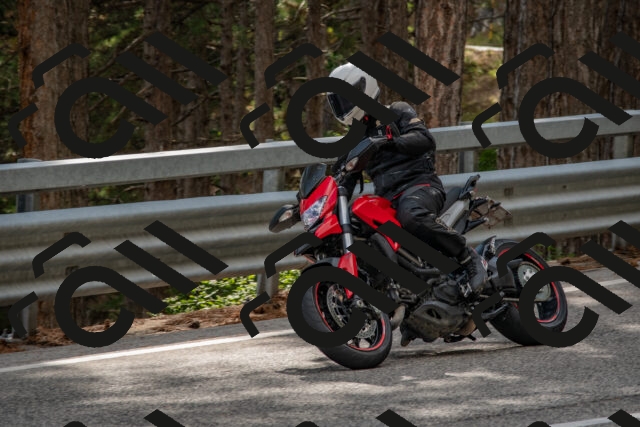 202508231604-DSC_7549_c4_