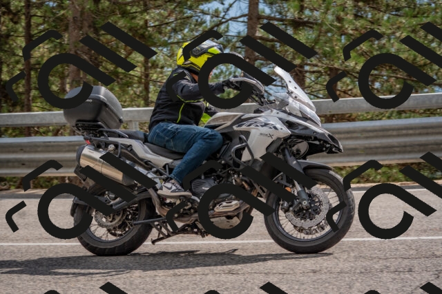 202508231609-DSC_7559_c4_