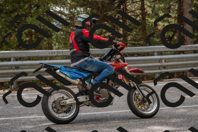 202508231613-DSC_7565_c4_