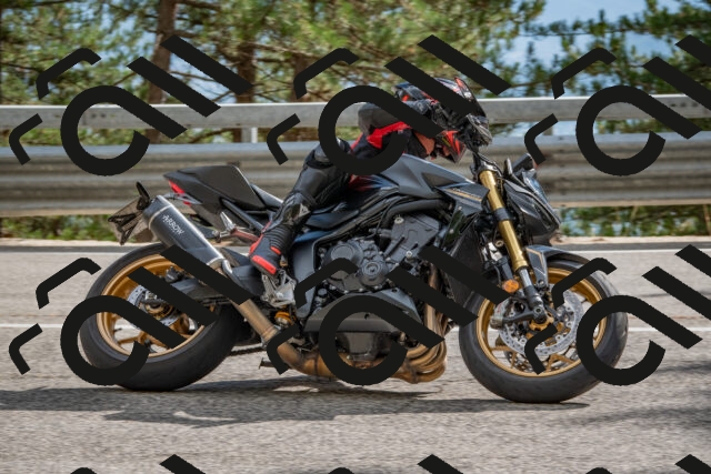 202508231614-DSC_7569_c4_