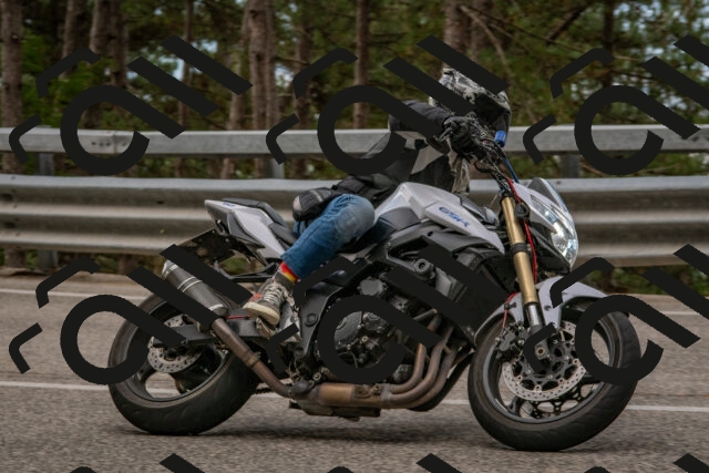 202508231624-DSC_7606_c4_