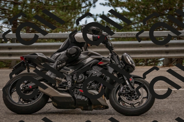 202508231629-DSC_7641_c4_