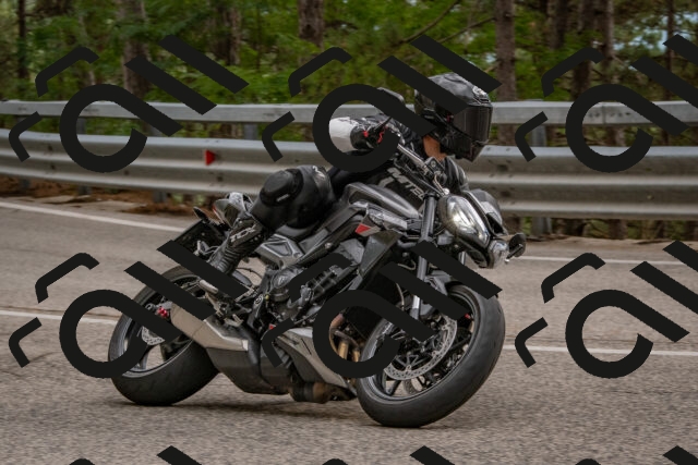 202508231645-DSC_7678_c4_