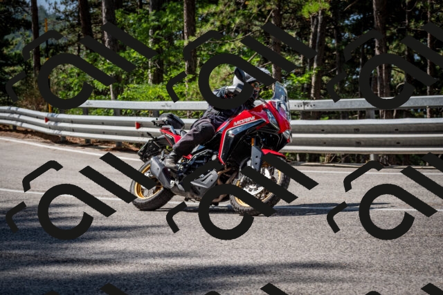 202508241040-DSC_7094_c2