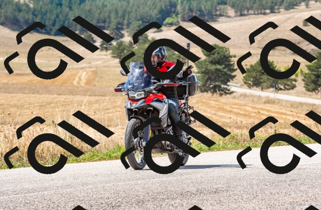 20250824120111-R01_1329_r1