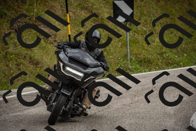 20250830102803-_5008255_am_