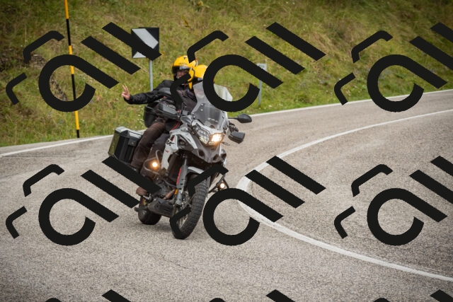 20250830104338-_5008277_am_