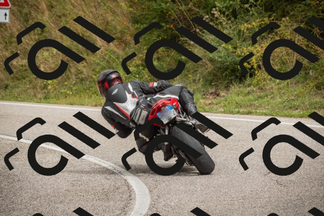 20250830115232-_5008410_am_