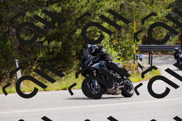 202508301130-_04A5457_c3