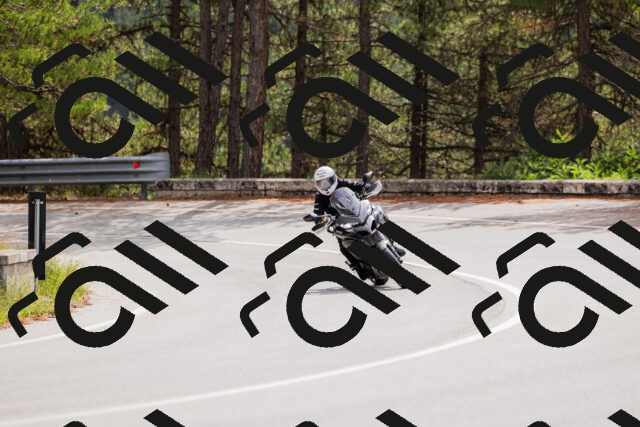 202508301133-_04A5476_c3