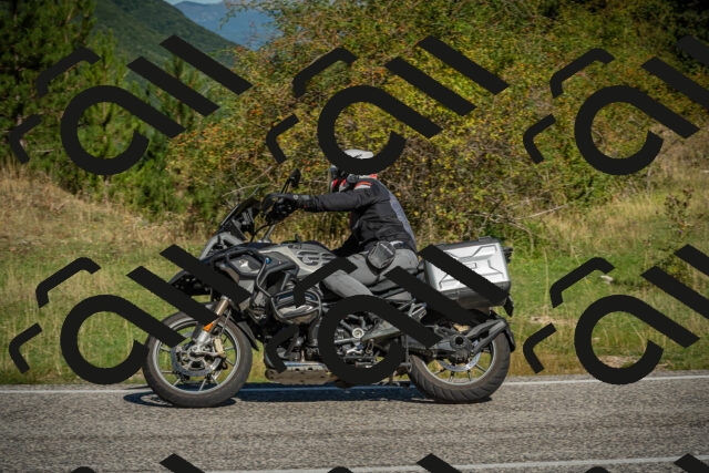 20250831102525-_5008492_am_