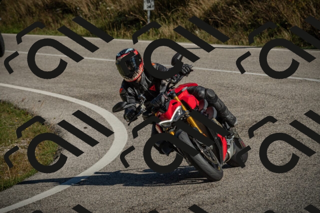 20250831102629-_5008506_am_