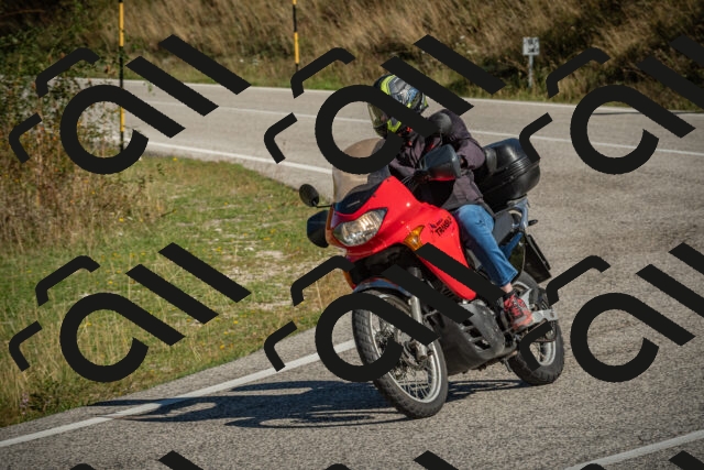 20250831102640-_5008515_am_