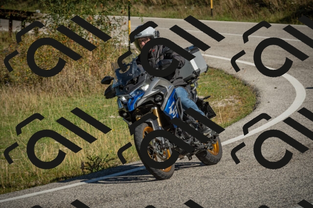 20250831102659-_5008518_am_