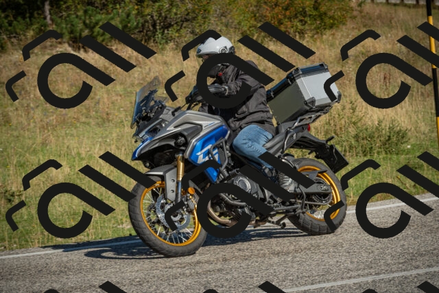 20250831102659-_5008520_am_