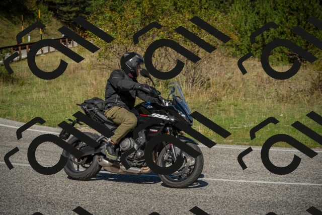 20250831105341-_5008766_am_