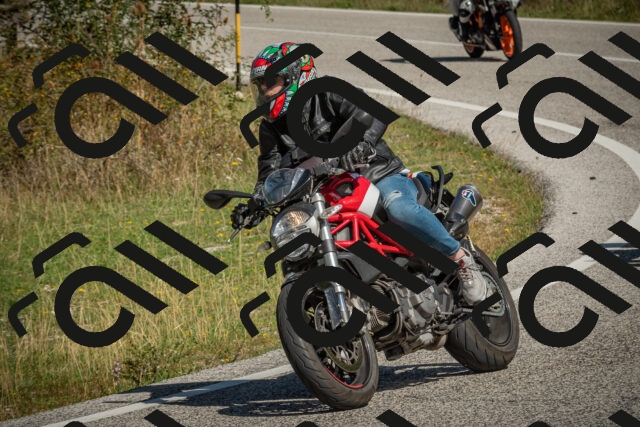 20250831112112-_5009124_am_