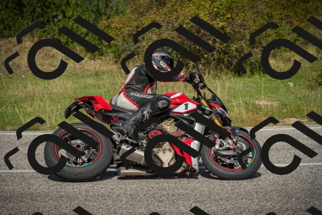 20250831114022-_5009394_am_