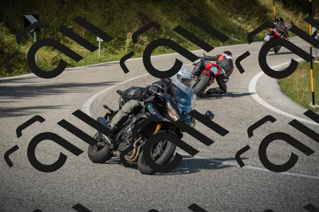 20250831114048-_5009409_am_