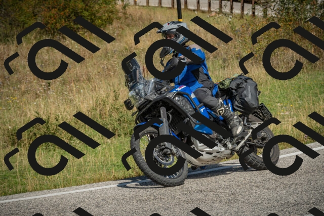 20250831114156-_5009424_am_