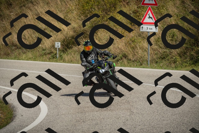 20250831114239-_5009437_am_