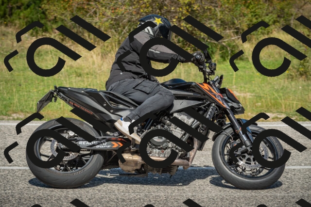 20250831114303-_5009441_am_