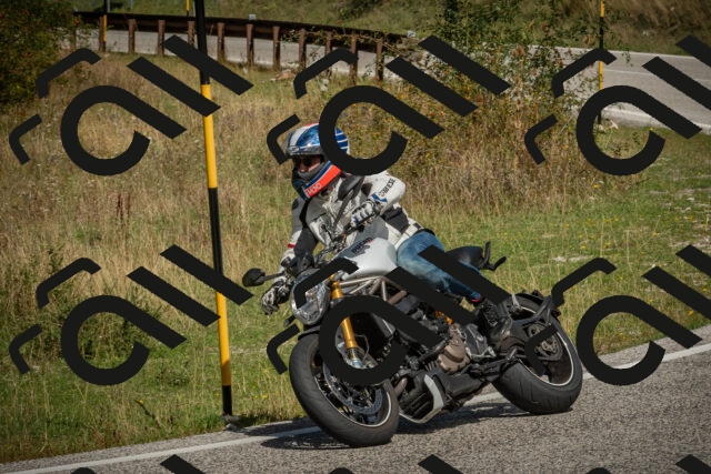 20250831114611-_5009508_am_