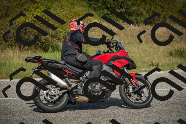 20250831114654-_5009529_am_