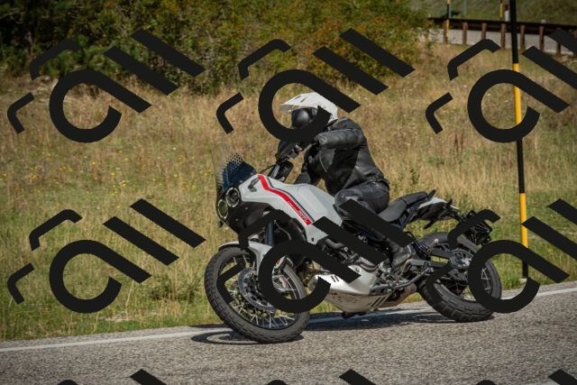 20250831114800-_5009570_am_