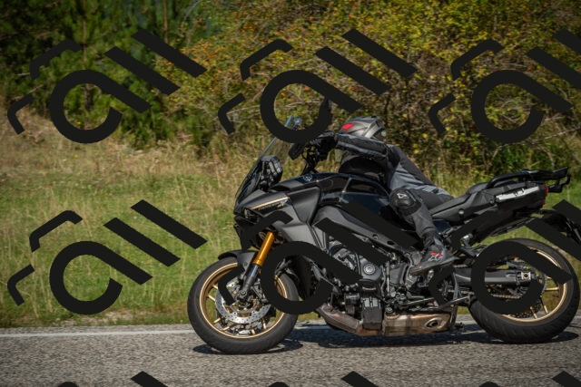 20250831114810-_5009580_am_