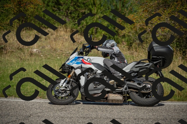 20250831114936-_5009608_am_