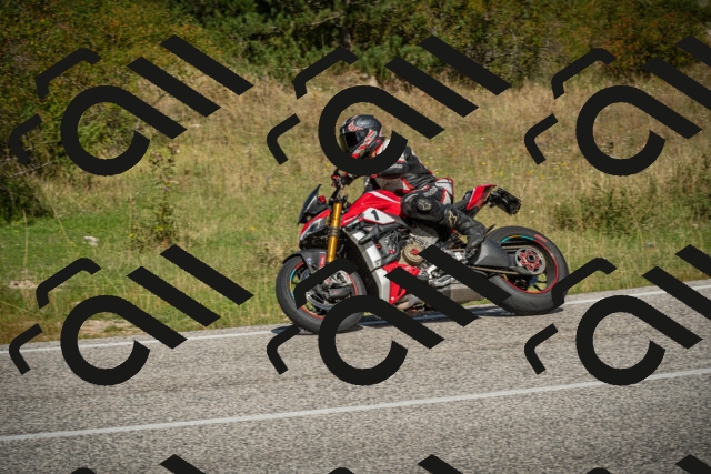 20250831115028-_5009628_am_