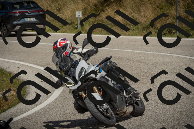 20250831123058-_5000438_am_