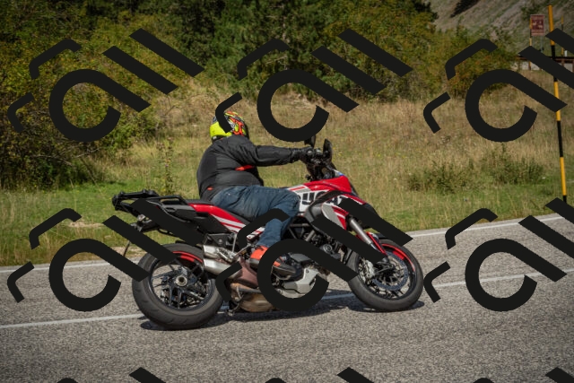 20250831123237-_5000489_am_