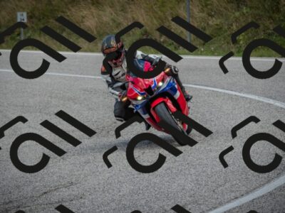 20250831124033-_5000630_am_