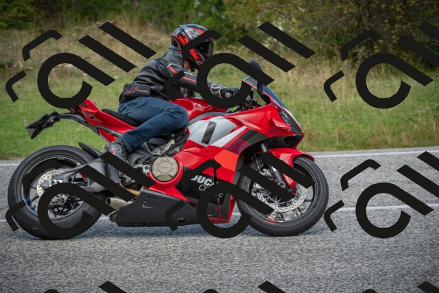 20250831124034-_5000632_am_