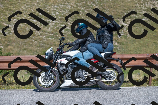 202508311015-M22_8013_m2_