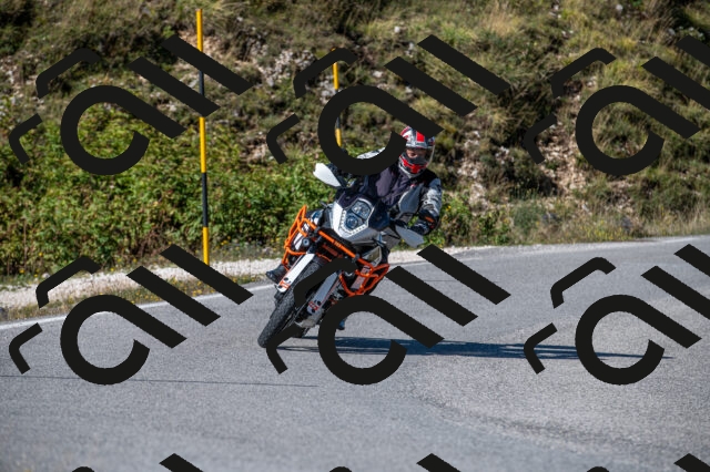 202508311015-M22_8018_m2_