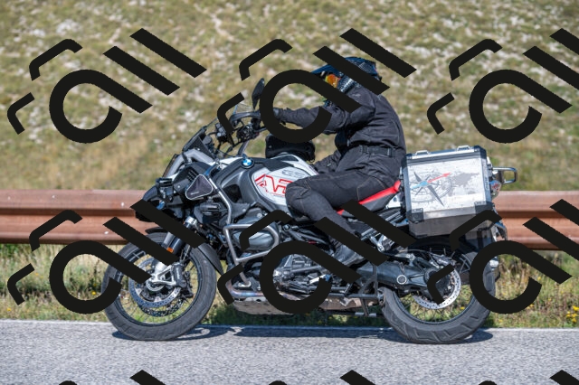 202508311022-M22_8025_m2_